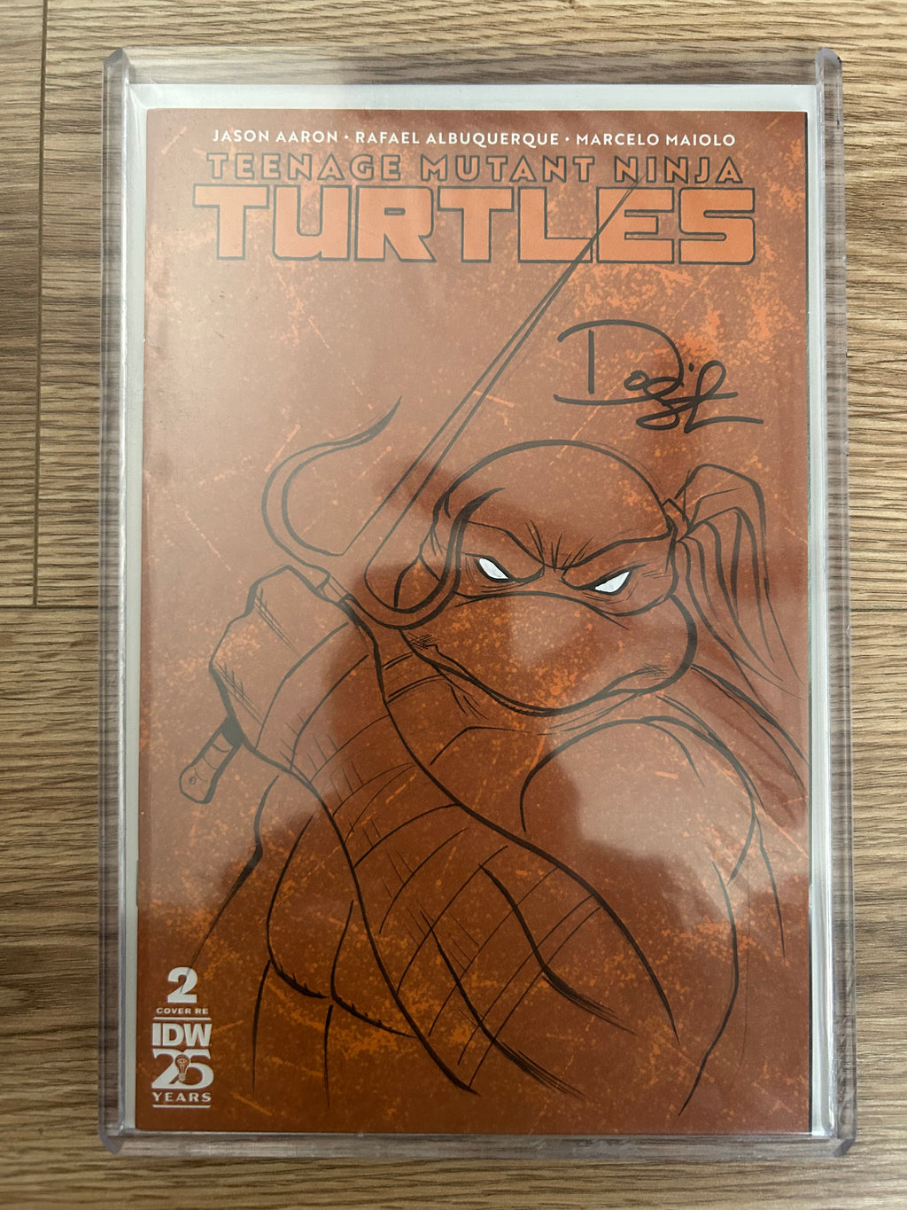 IDW Teenage Mutant Ninja Turtles # 2 (beige) w/ Original Sketch by Dietrich Smith - Signed with COA